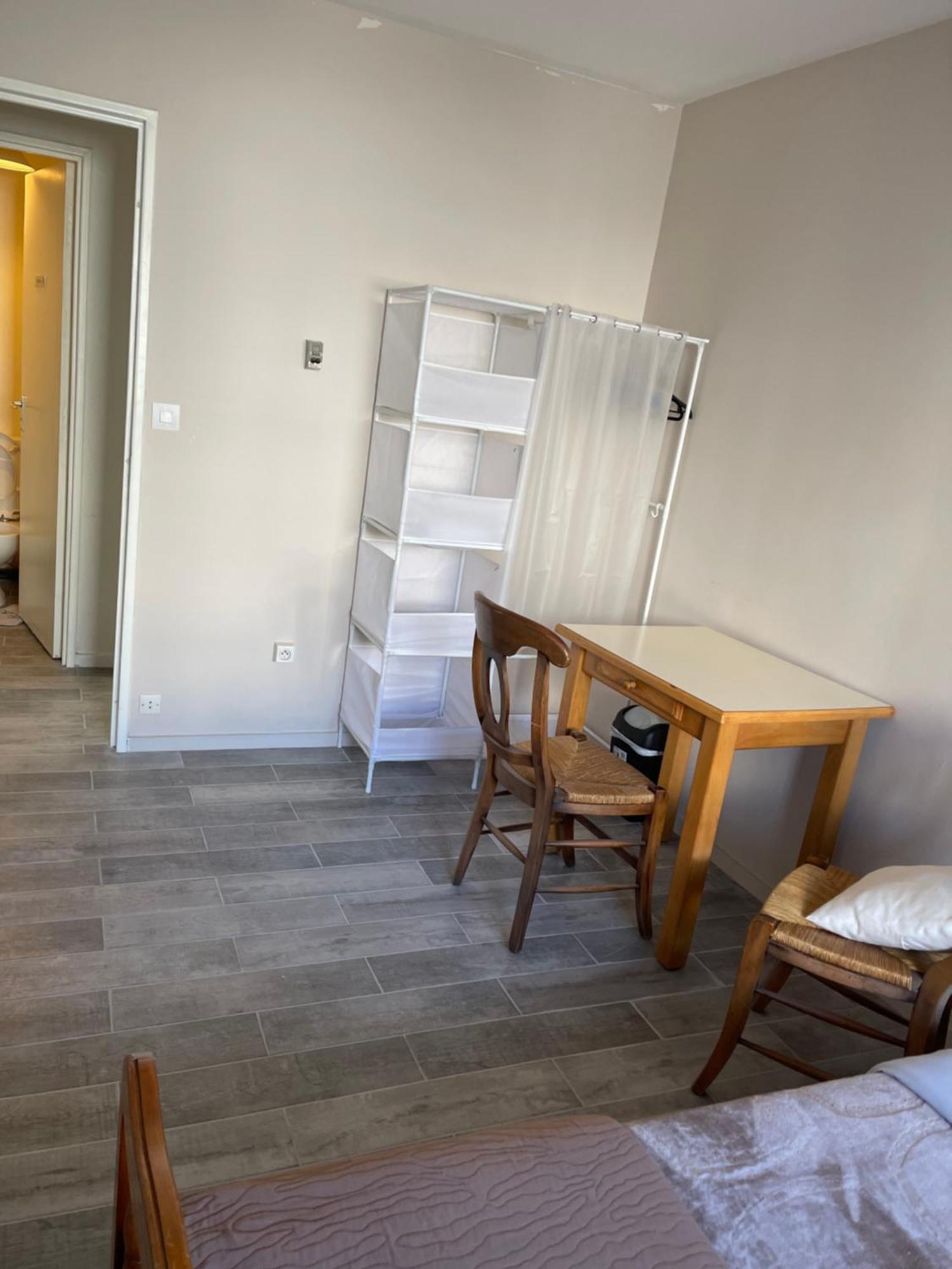 Appartement 3 Pieces Pour 1 A 5 Voyageurs Rillieux-la-Pape 外观 照片