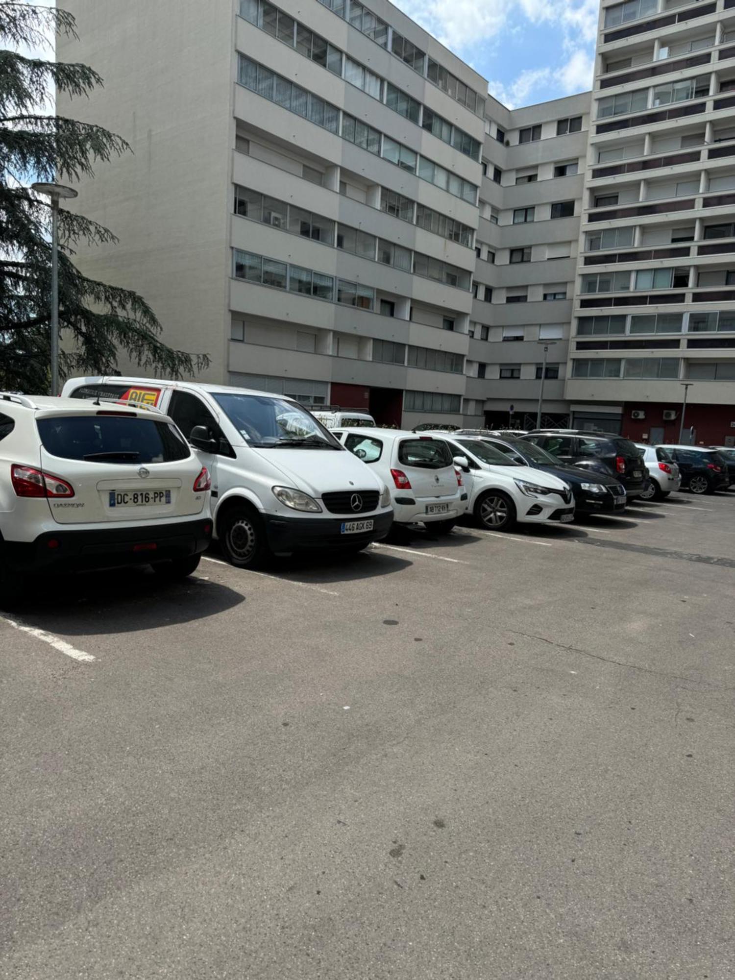 Appartement 3 Pieces Pour 1 A 5 Voyageurs Rillieux-la-Pape 外观 照片
